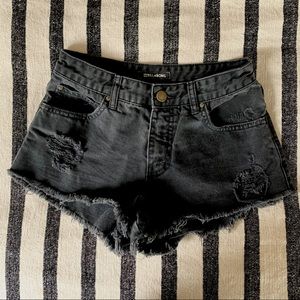Billabong | Highway Washed Black Cutoff Shorts